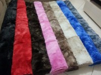 tapete-peludo-felpudo-decoraco-quarto-ou-sala-de-estar-D_NQ_NP_547515-MLB25250101214_122016-F